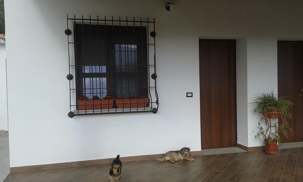 אוליאנה Agriturismo Locoe מראה חיצוני תמונה