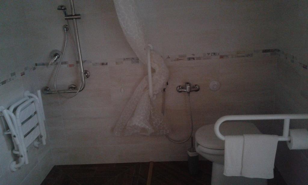 אוליאנה Agriturismo Locoe מראה חיצוני תמונה